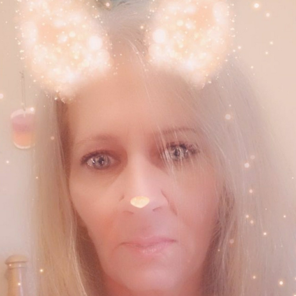 Meet your Posher, Cyndi